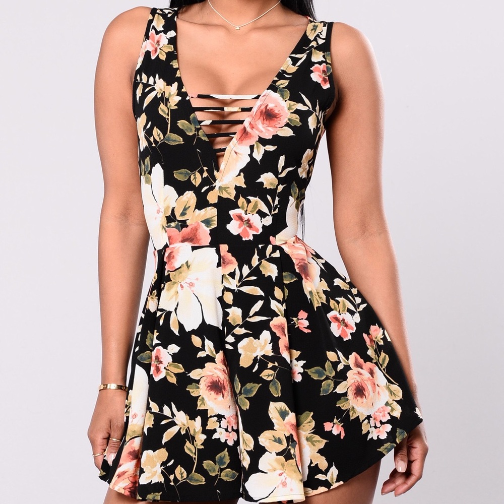 Floral Fashion Nova Romper NWT